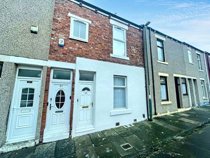 2 Bedroom Flat For Sale In Brinkburn Street, South Shields, NE34