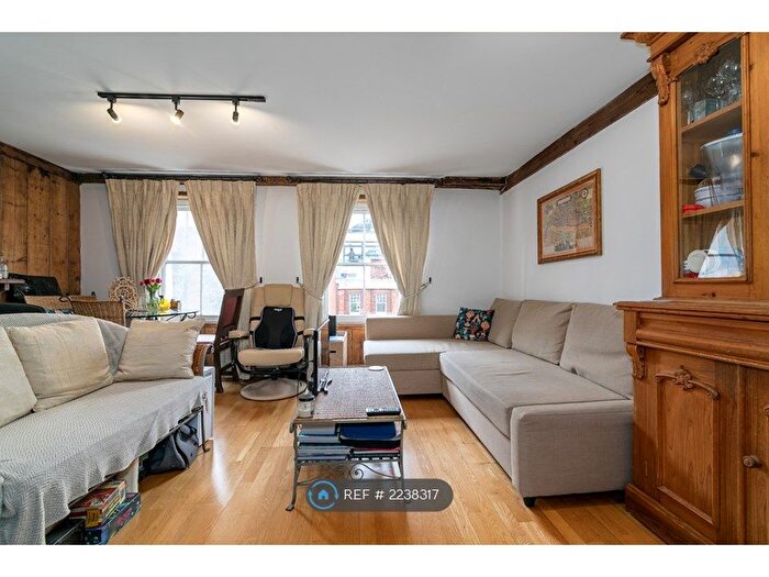 1 Bedroom Flat To Rent In St. John Street, London, EC1M