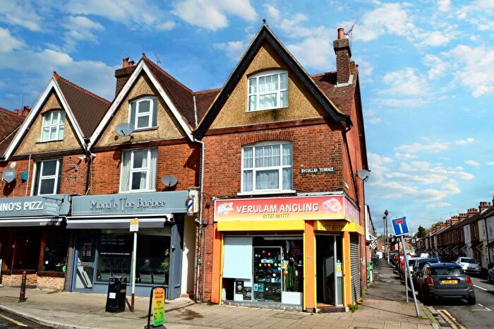 1 Bedroom Flat To Rent In Hatfield Road, St Albans, AL1