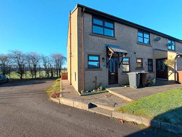 2 Bedroom End Of Terrace House To Rent In Thorn Close, Buxton, SK17