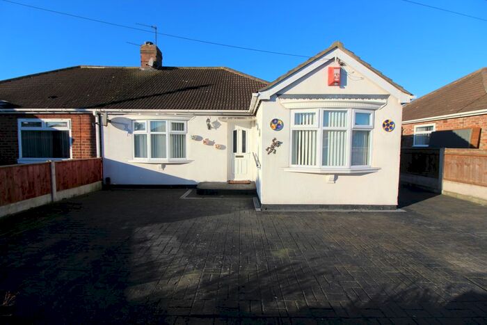 3 Bedroom Semi-Detached Bungalow To Rent In Chatsworth Gardens, Billingham, TS22