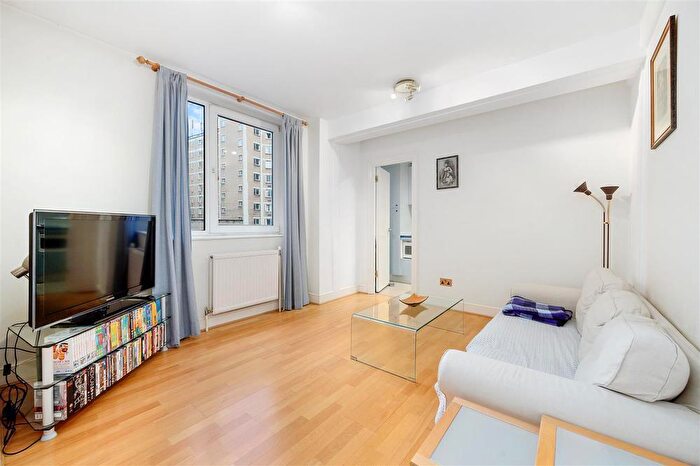 1 Bedroom Apartment To Rent In Circus Road, St Johns Wood, London, NW8