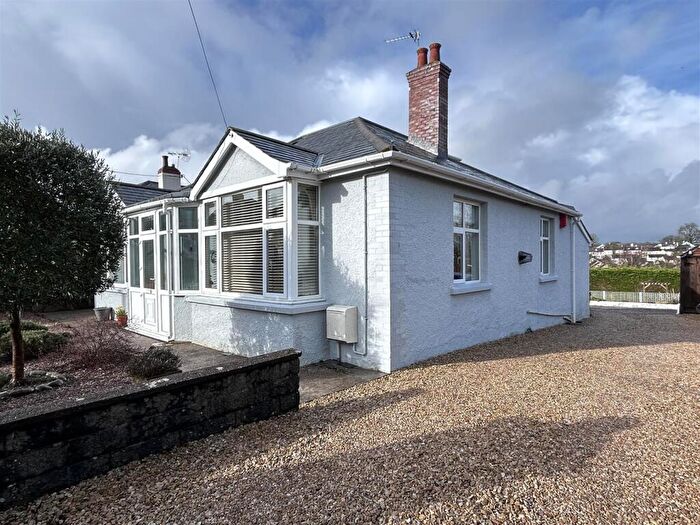 3 Bedroom Bungalow For Sale In South Molton, EX36
