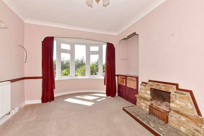 3 Bedroom Semi-Detached House For Sale In Shalloak Road, Broad Oak, Canterbury, Kent, CT2