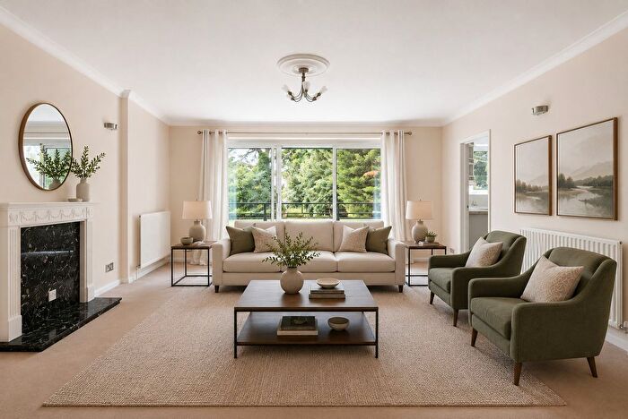 2 Bedroom Flat To Rent In Blenheim Road, Barnet, EN5