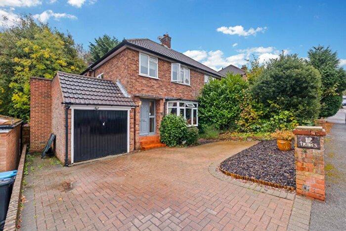 4 Bedroom Semi-Detached House For Sale In Ref: Gk - Tilgate Common, Bletchingley, RH1