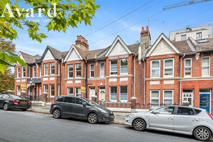 1 Bedroom Flat For Sale In Dyke Road Drive, Brighton, BN1