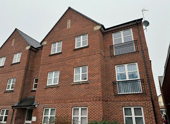 2 Bedroom Flat To Rent In Knighton Lane, Leicester, LE2
