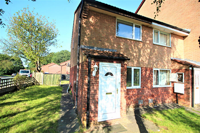 2 Bedroom Semi-Detached House To Rent In Savick Way, Preston, PR2