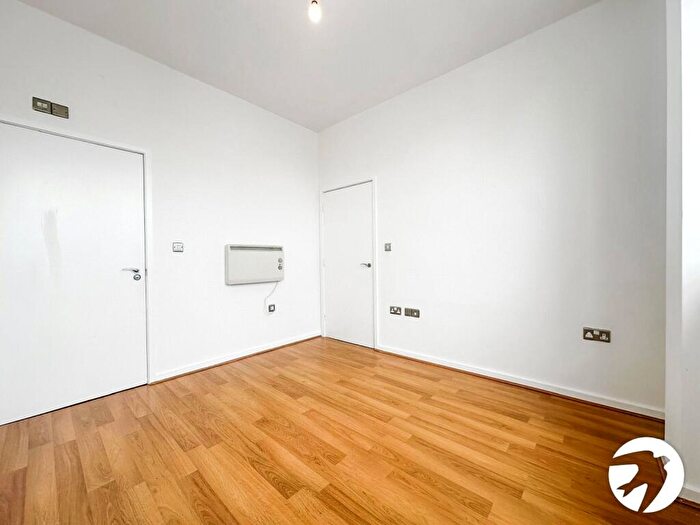 2 Bedroom Flat To Rent In Calderwood Street, London, SE18