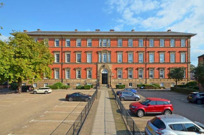 2 Bedroom Flat To Rent In County House, Monkgate, York, YO31