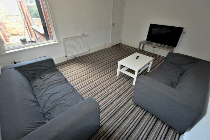 4 Bedroom Terraced House To Rent In St. Georges Road, Coventry, CV1