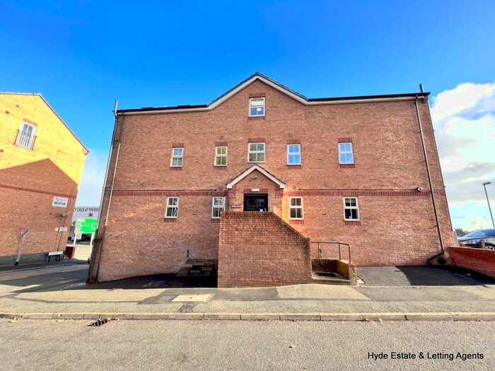 2 Bedroom Apartment To Rent In Hartshill House, St. Andrews Square, Stoke-on-Trent, ST4