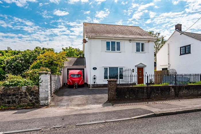 3 Bedroom Detached House For Sale In Beach Road, Penclawdd, Swansea, SA4