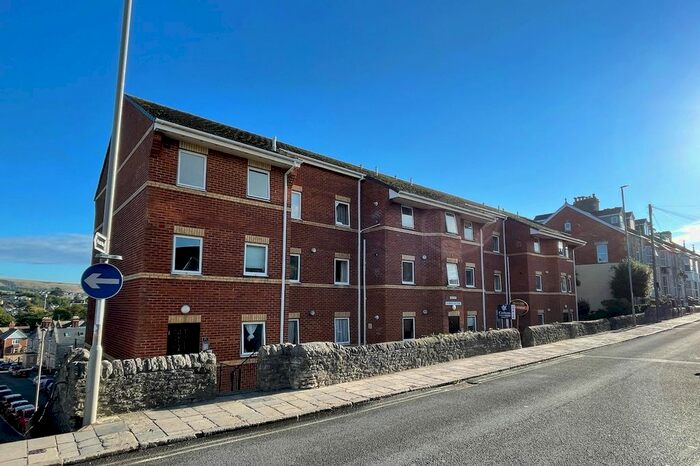 2 Bedroom Flat To Rent In High Street, Swanage, BH19