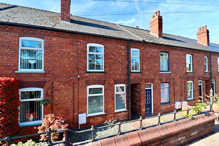 3 Bedroom Terraced House For Sale In Oakleigh Terrace, Lincoln, LN1