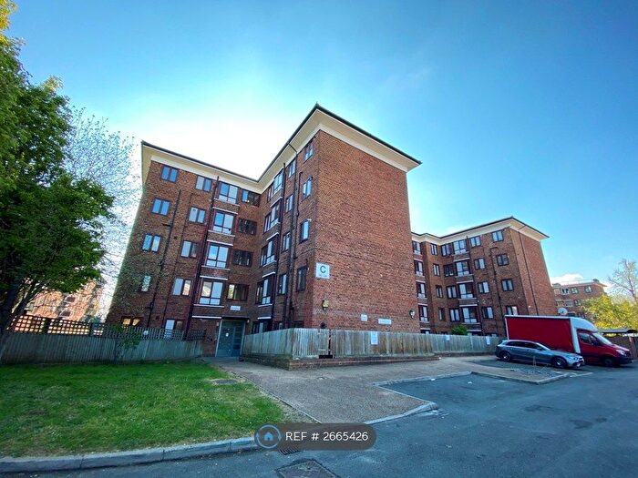 1 Bedroom Flat To Rent In Wigan House, London, E5