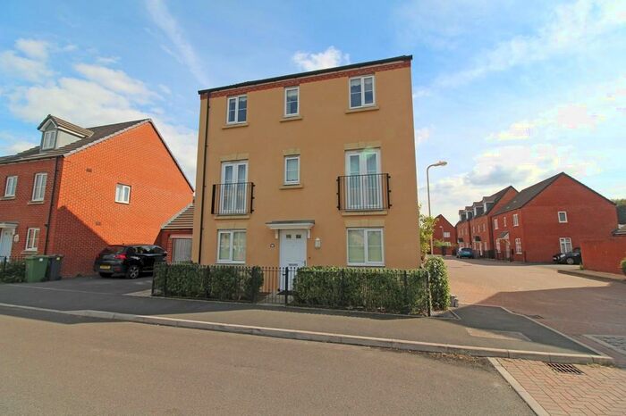 4 Bedroom Detached House To Rent In Arudur Hen, CF15