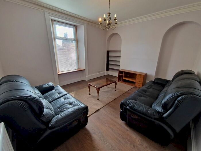 2 Bedroom Flat To Rent In Kingsland Place, City Centre, Aberdeen, AB25