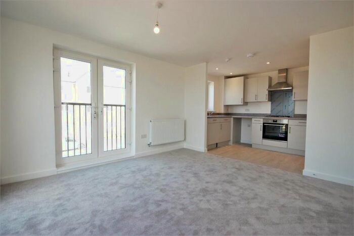 1 Bedroom Flat To Rent In Arnold Way, Grove, Wantage, OX12