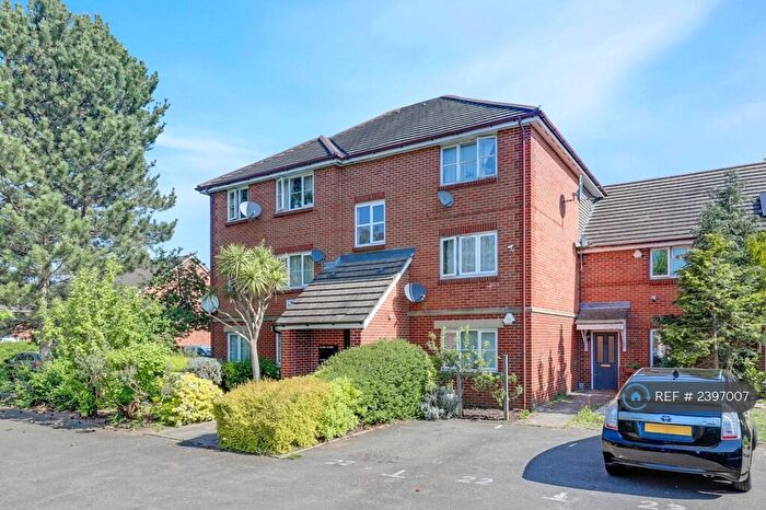 1 Bedroom Flat To Rent In Pearce Close, Mitcham, CR4