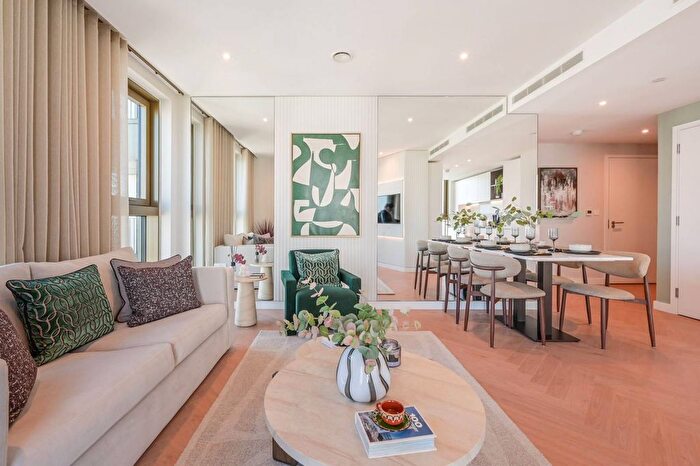 2 Bedroom Flat For Sale In One Thames Quay, Canary Wharf, London, E14