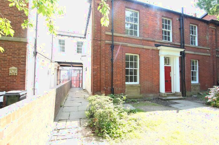 4 Bedroom Terraced House To Rent In Glossop Road, Sheffield, S10