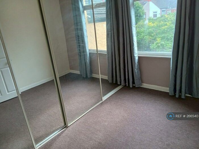 2 Bedroom Terraced House To Rent In School Street, Loughborough, LE11