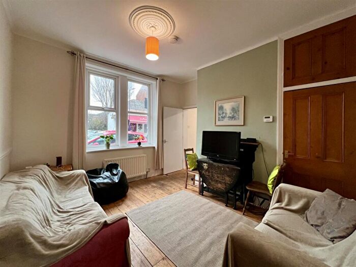 3 Bedroom House To Rent In Ashleigh Grove, Jesmond, NE2