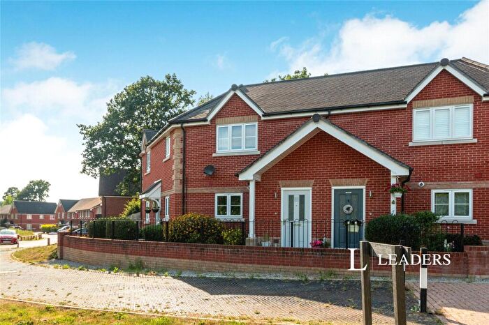 2 Bedroom Apartment For Sale In Rose Meadow, West End, Woking, GU24