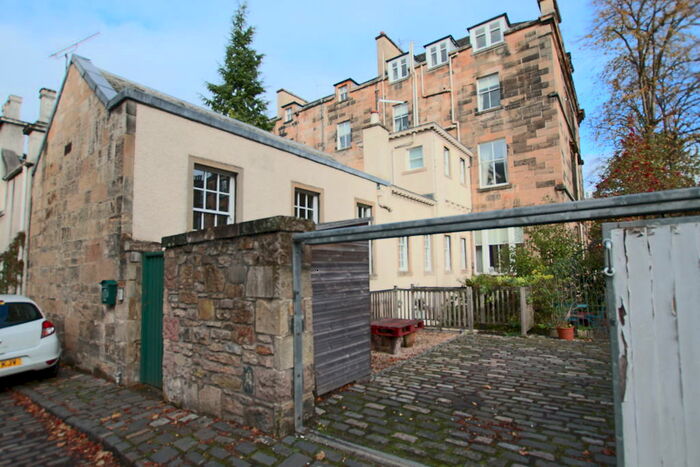 2 Bedroom Flat To Rent In Belhaven Terrace Lane, Dowanhill, G12
