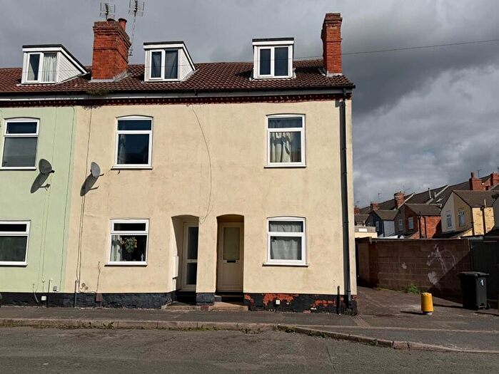 3 Bedroom End Of Terrace House For Sale In Talbot Street, Pinxton, Derbyshire, NG16