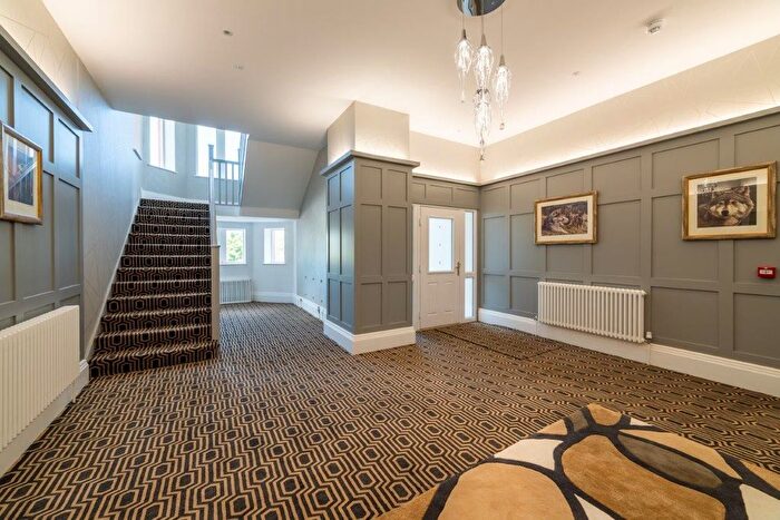 2 Bedroom Flat To Rent In St. George Road, Abergele, LL22