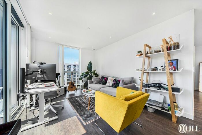 2 Bedroom Flat To Rent In Woodberry Down, London, N4