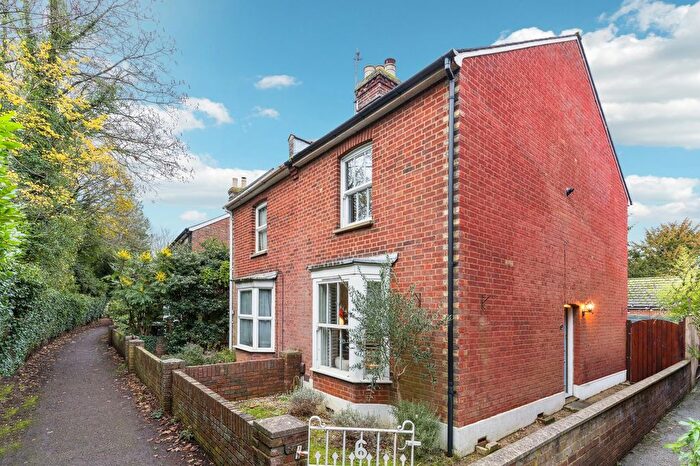 2 Bedroom Semi Detached House For Sale In St Johns Path, Hitchin, SG4