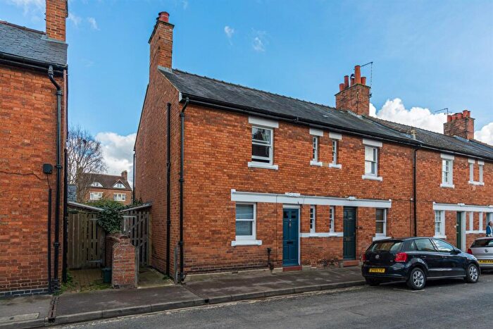2 Bedroom End Of Terrace House To Rent In Hayfield Road, Oxford, OX2