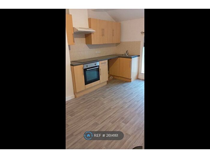 1 Bedroom Flat To Rent In Bury Road, Rawtenstall, Rossendale, BB4