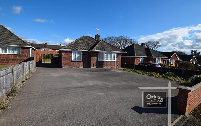 2 Bedroom Bungalow To Rent In |Ref: |, Testlands Avenue, Nursling, Southampton, SO16