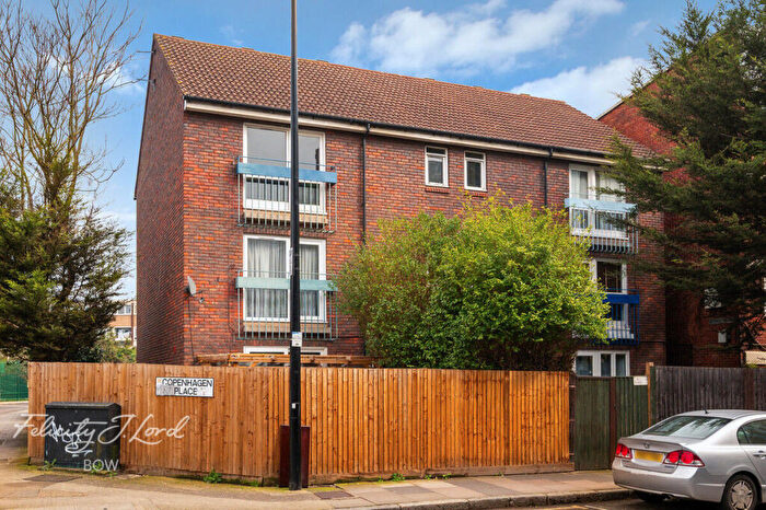 1 Bedroom Flat For Sale In Salmon Lane, London, E14