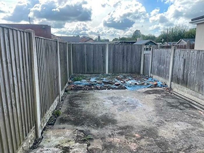 2 Bedroom End Of Terrace House For Sale In Barker Street, Huthwaite, NG17