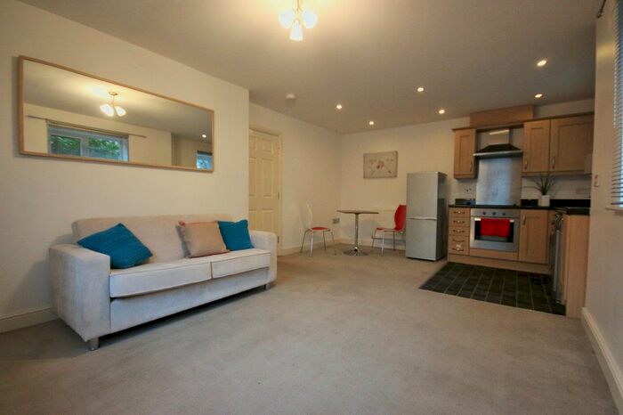 2 Bedroom Property To Rent In Heathlea Gardens, Hindley Green, Wigan, WN2