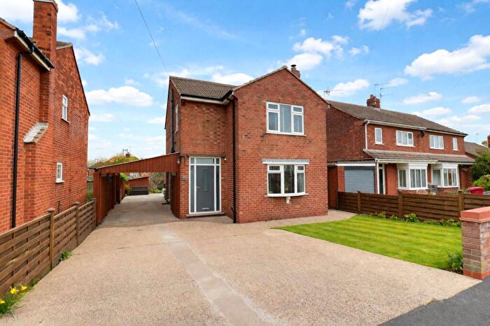 3 Bedroom Detached House For Sale In West Grove, Barton-Upon-Humber, DN18