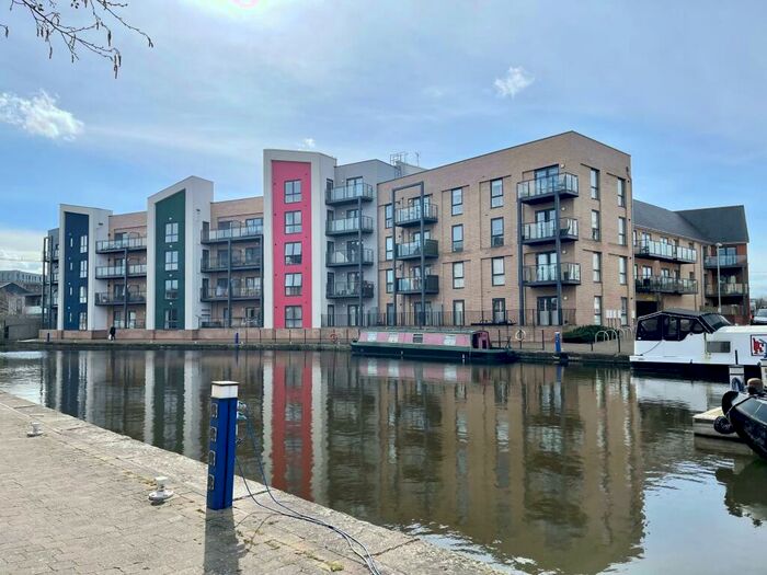 2 Bedroom Apartment To Rent In The Waterfront, Wharf Road, Chelmsford, CM2