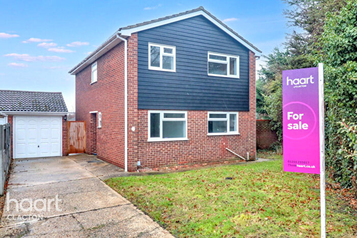 4 Bedroom Detached House For Sale In Sheriffs Way, Clacton-On-Sea, CO15