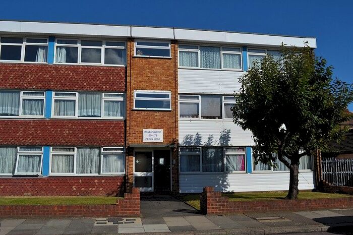2 Bedroom Flat To Rent In Percy Road, Ilford, IG3
