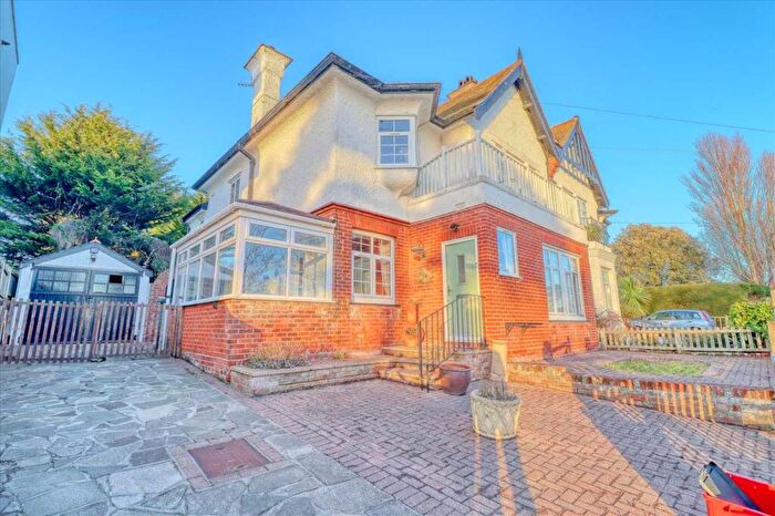 4 Bedroom Semi-Detached House For Sale In Naze Park Road, Walton On The Naze, CO14