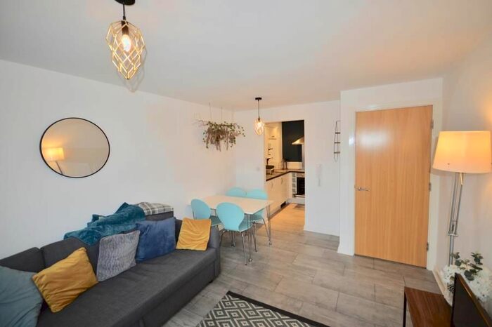 2 Bedroom Flat To Rent In Trippet Lane, City Centre, S1