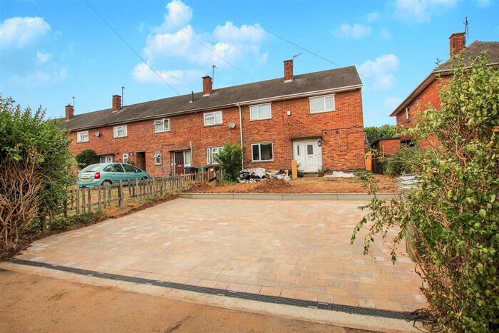 4 Bedroom Semi-Detached House To Rent In Hermitage Road, Loughborough, LE11