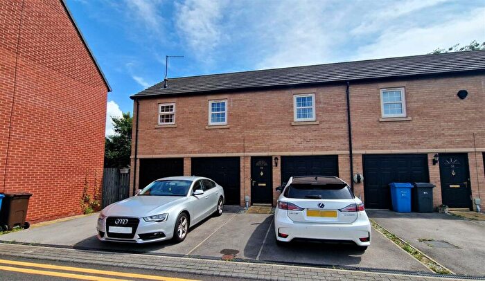 2 Bedroom House To Rent In Boothferry Park Halt, Hull, HU4