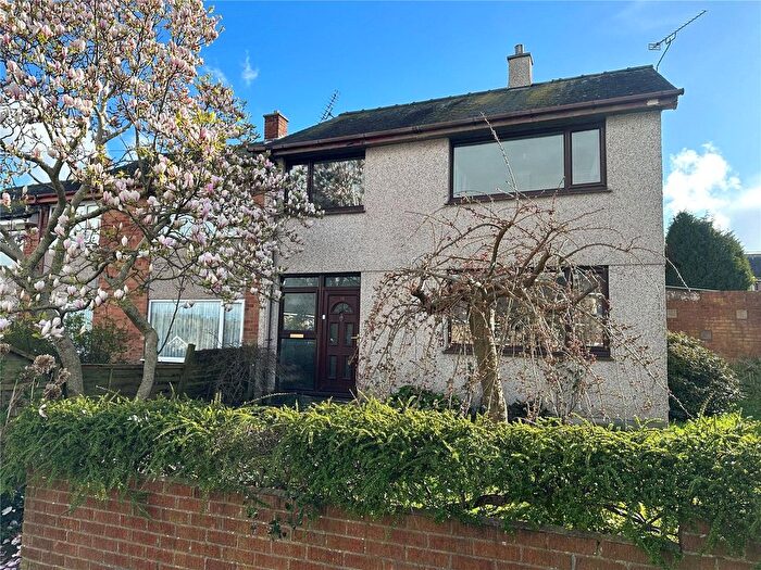 3 Bedroom End Of Terrace House For Sale In Llys Arthur, Bangor, Gwynedd, LL57